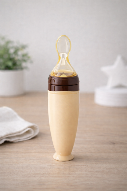 בקבוק האכלה עם כפית סיליקון לתינוק – האכלה נקייה, נוחה וללא לכלוך